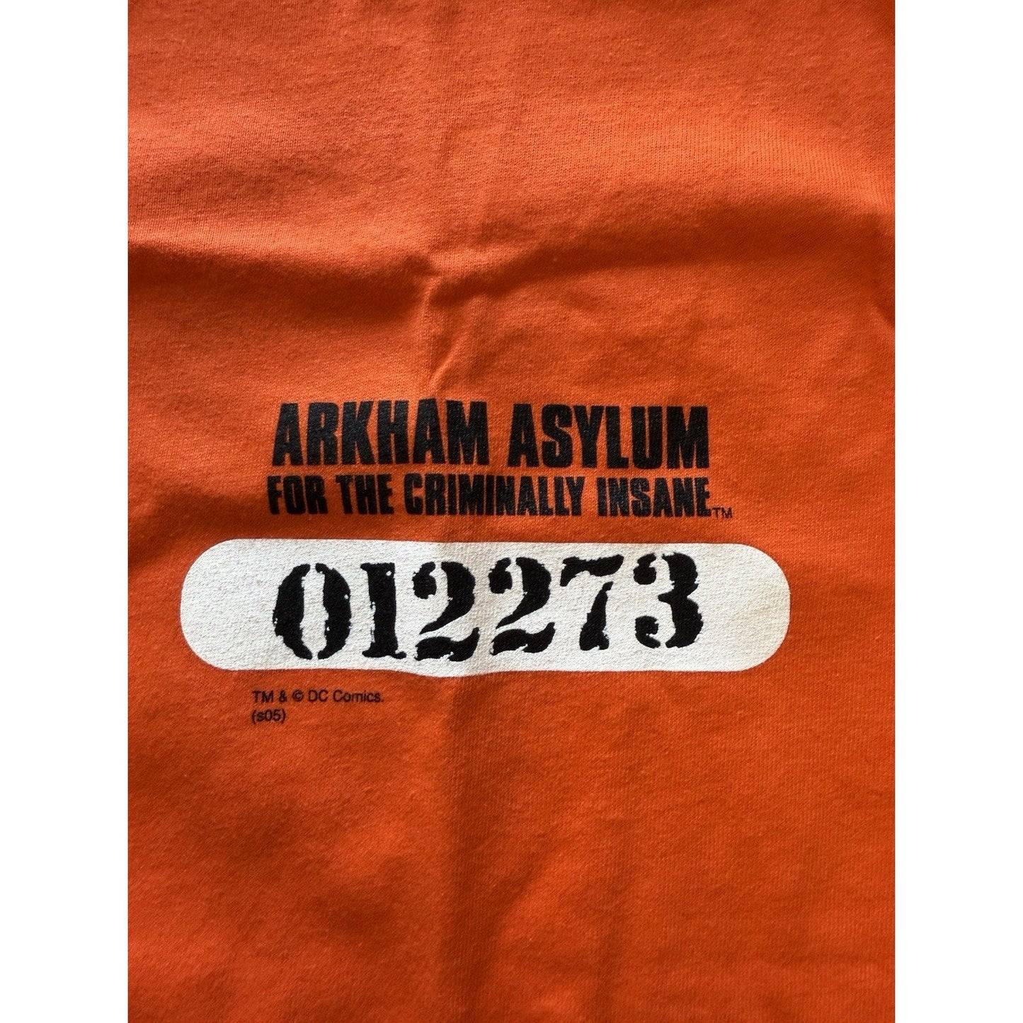 2005 DC Arkham Asylum Inmate T-Shirt XL Orange Graphitti Hanes Batman Joker Y2K - thriftgoblin