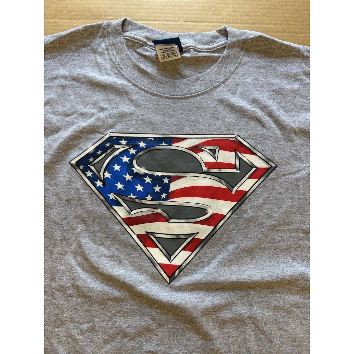 2005 Superman XL Shirt Delta USA Tag DC Comics Flag Logo S Symbol Tee VTG Hero - thriftgoblin