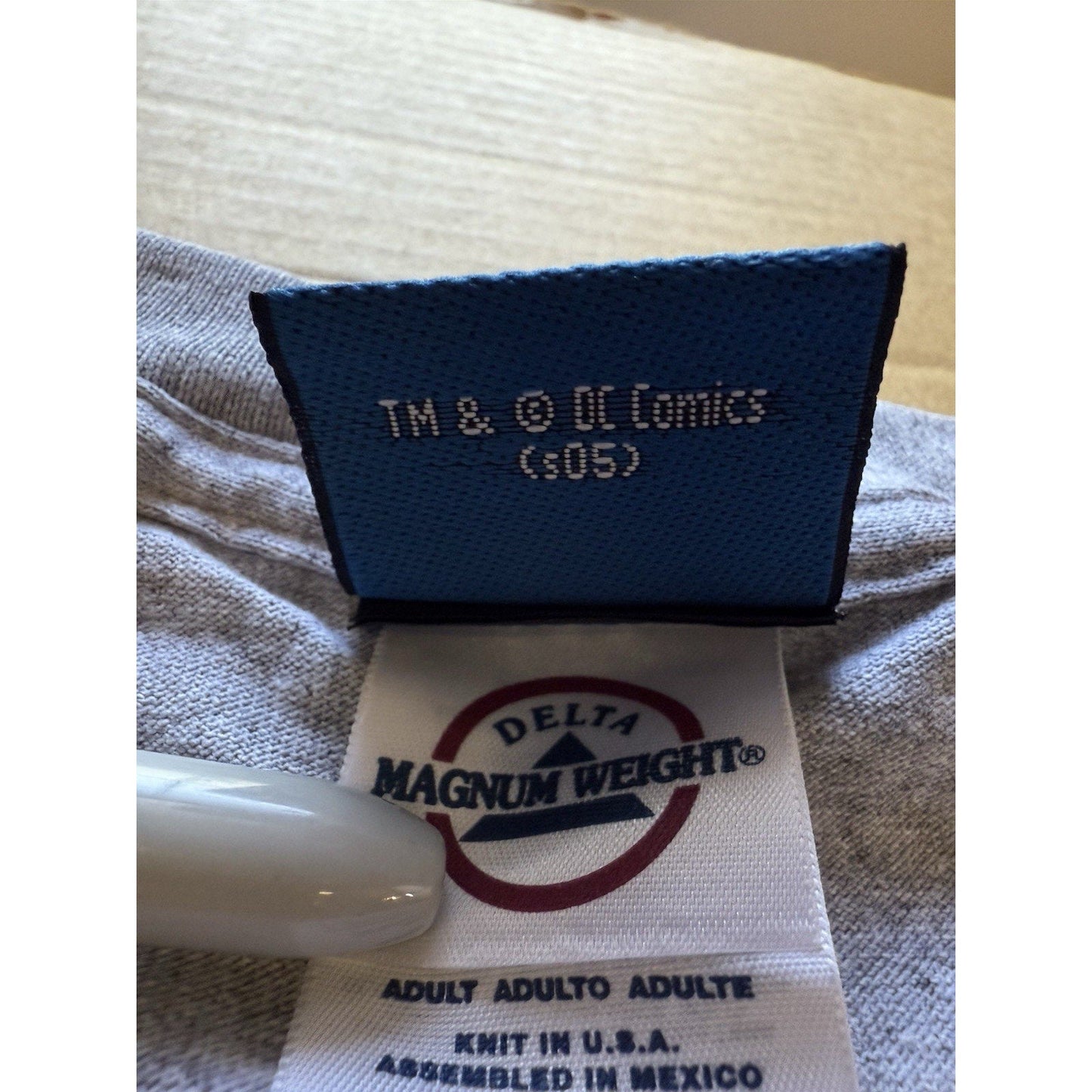 2005 Superman XL Shirt Delta USA Tag DC Comics Flag Logo S Symbol Tee VTG Hero - thriftgoblin