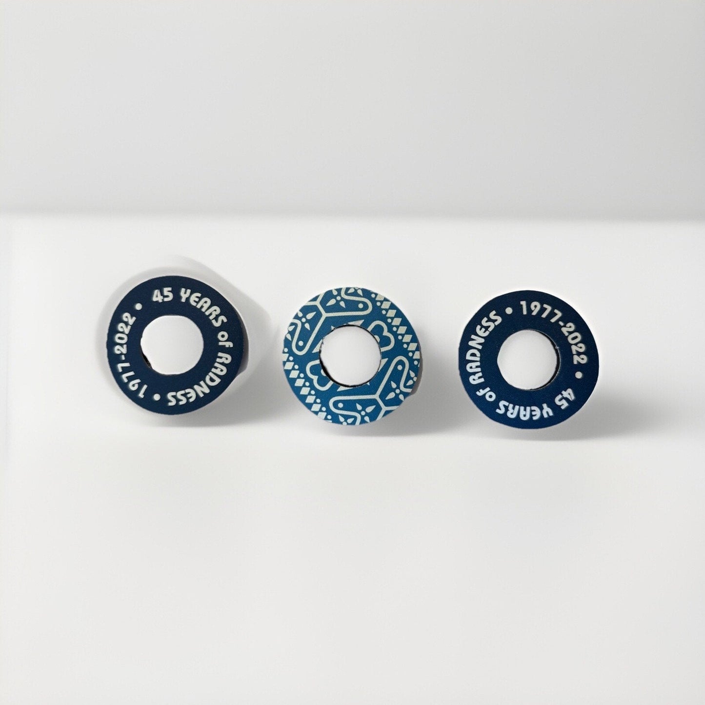 2022 SE Bikes 45 Years of Radness Donuts Foam Pad Limited Edition Blue Bandana - thriftgoblin