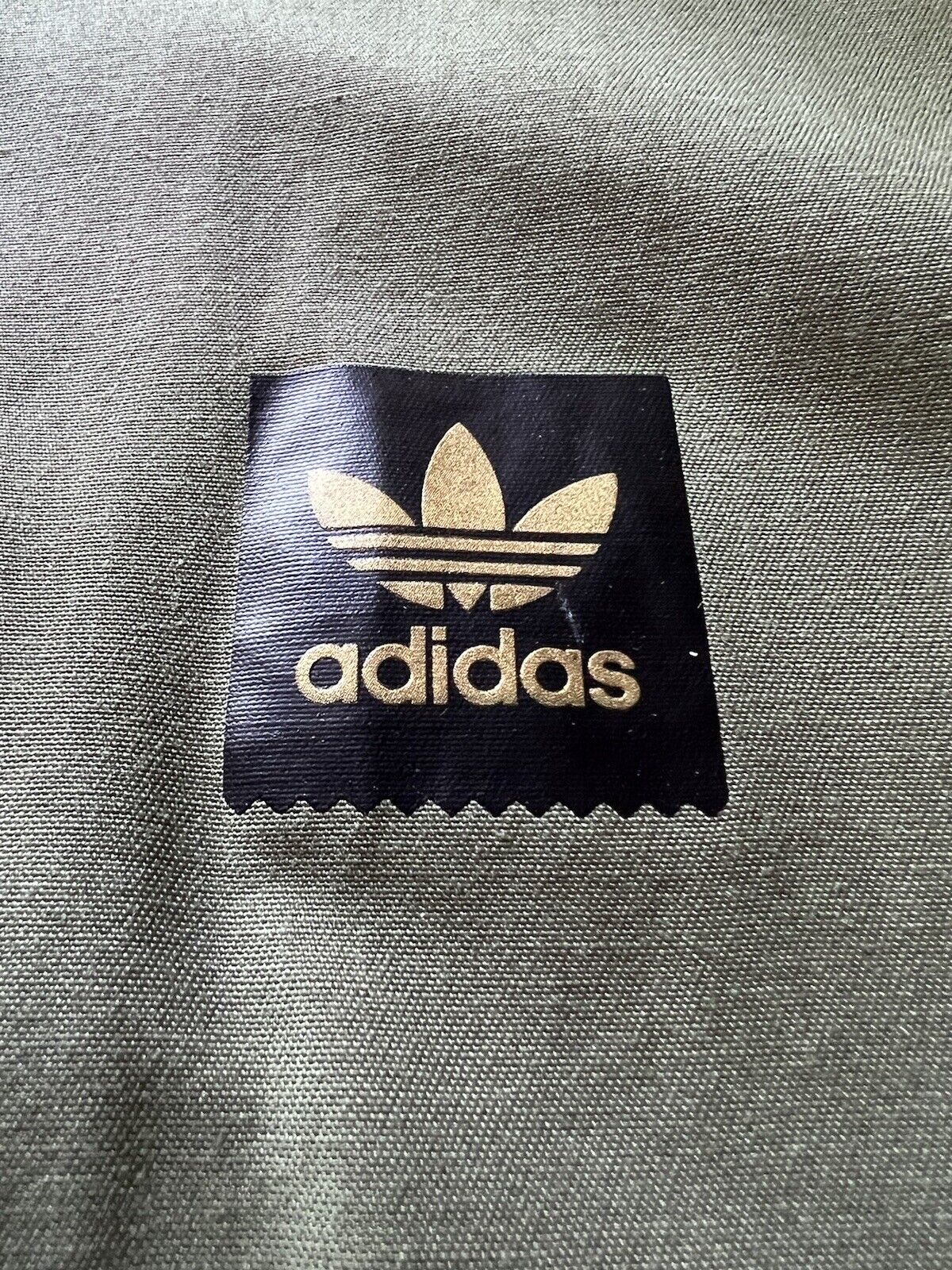 ADIDAS WIND Hooded JACKET SKATEBOARDING ARMY GREEN GOLD FULL ZIP Large - thriftgoblin