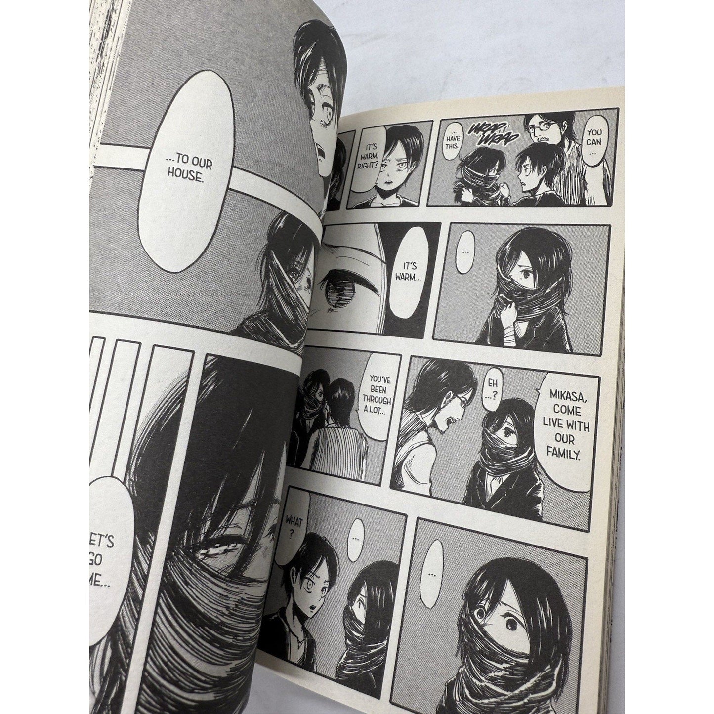 Attack on Titan Vol 2 by Hajime Isayama English Paperback Manga Kodansha - thriftgoblin
