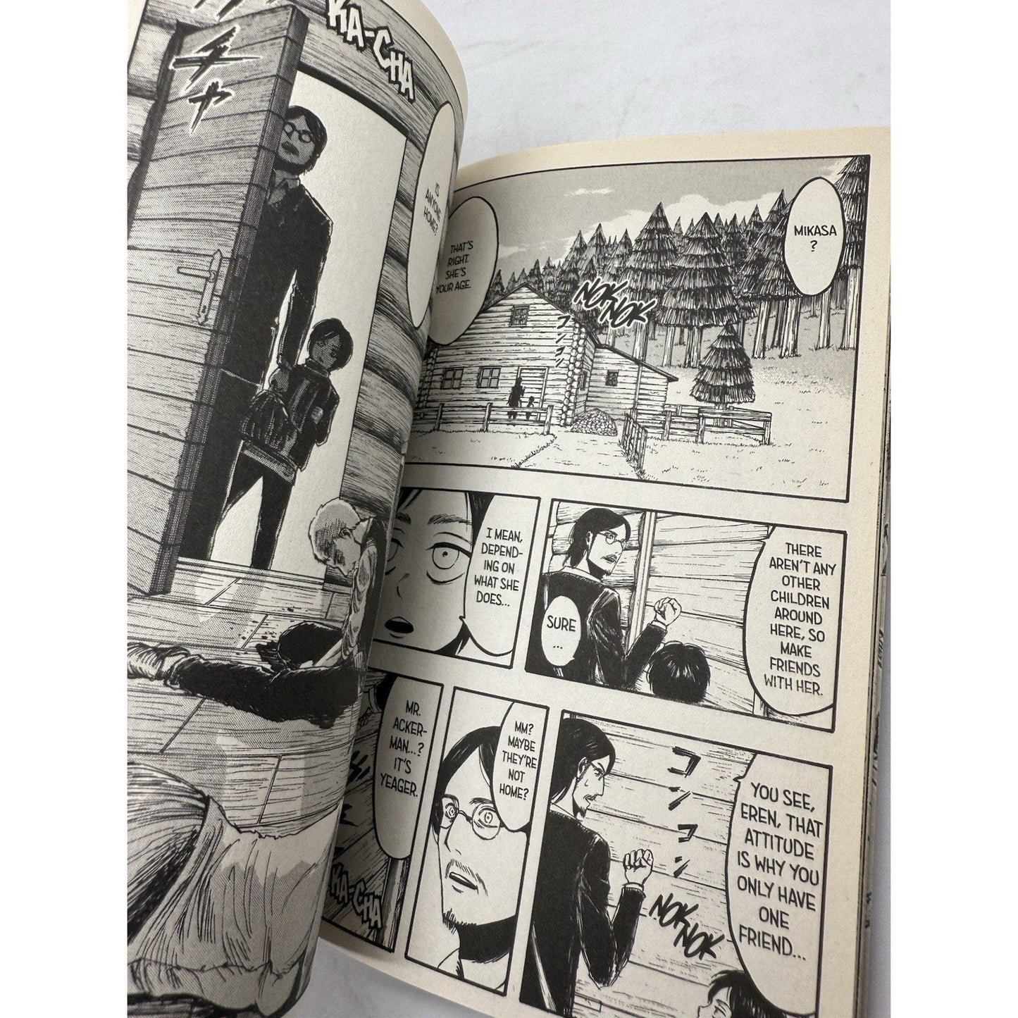 Attack on Titan Vol 2 by Hajime Isayama English Paperback Manga Kodansha - thriftgoblin