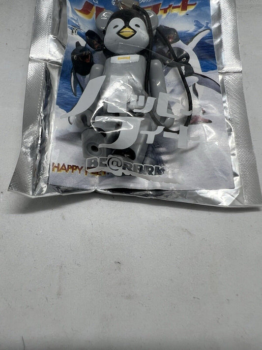 BE@RBRICK Happy Feet 7 70% MIB PEPSI WARNER BROS MEDICOM MINI FIGURE Keychain - thriftgoblin