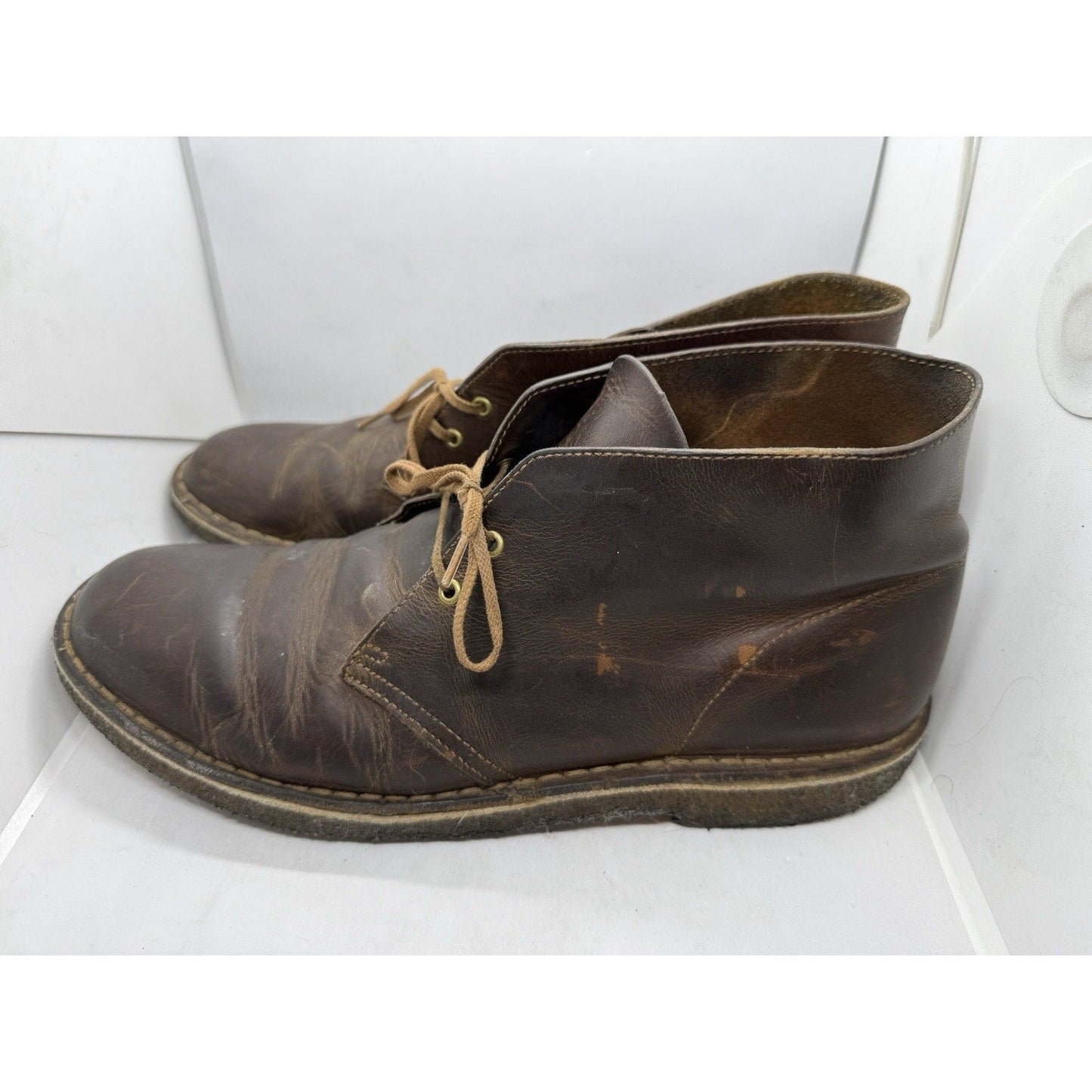 Clarks Originals Desert Chukka Boot 26101682 M 11 Brown Leather Gum Sole Shoes - thriftgoblin