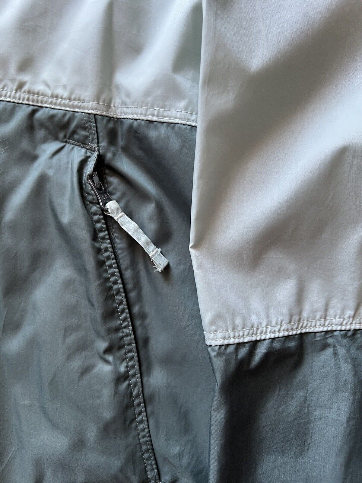 Columbia Men's Center Ridge Windbreaker XM0287 Size XL Hike. Green. Lightweight - thriftgoblin