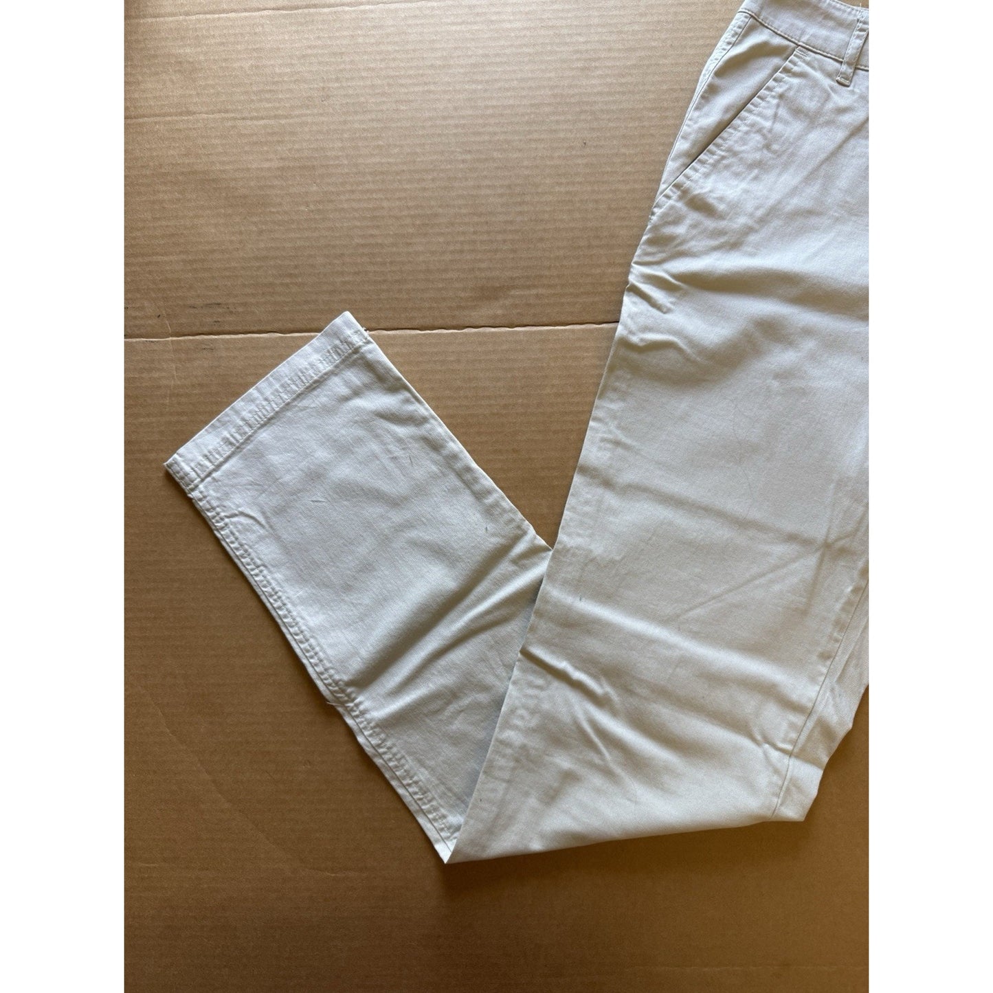 Pendleton Beige Straight Leg Mid-Rise Pants Womens Casual Flat Front Size 6