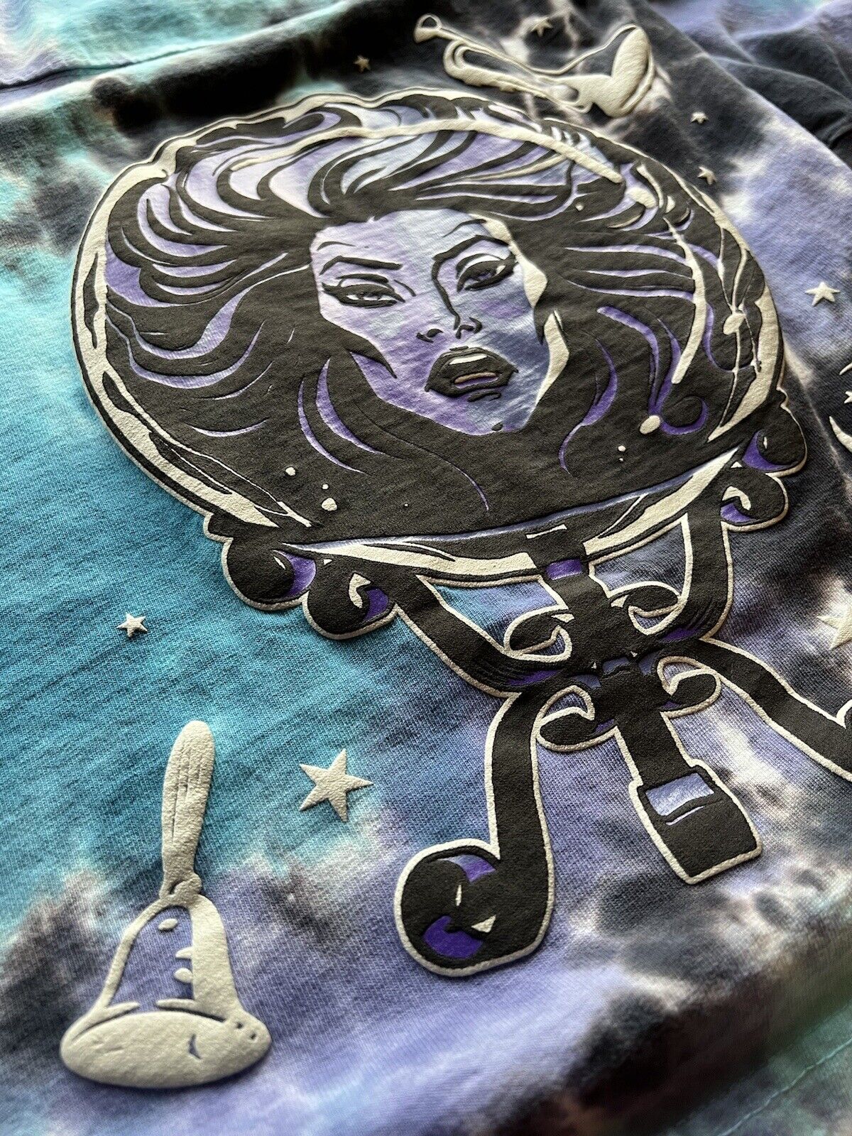 Disney Haunted Mansion Glow Night Tie - Dye Spirit Jersey Madame Leota Adult M - thriftgoblin