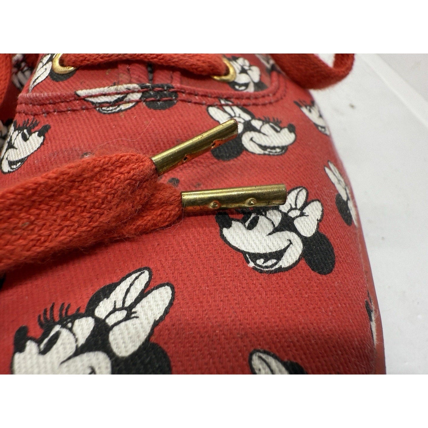 Disney Keds Minnie Mouse Red Canvas Sneakers Women’s 11 Lace Up Casual Shoes Fun - thriftgoblin