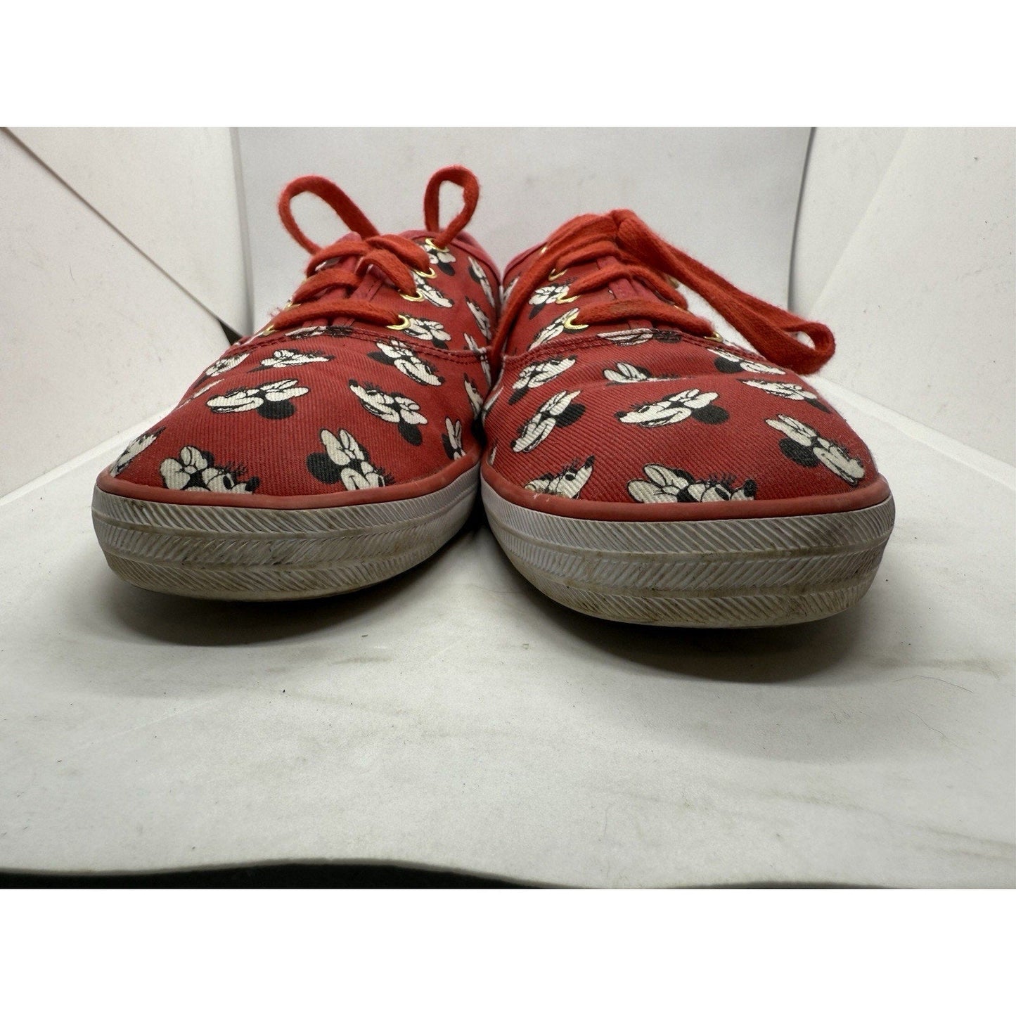 Disney Keds Minnie Mouse Red Canvas Sneakers Women’s 11 Lace Up Casual Shoes Fun - thriftgoblin