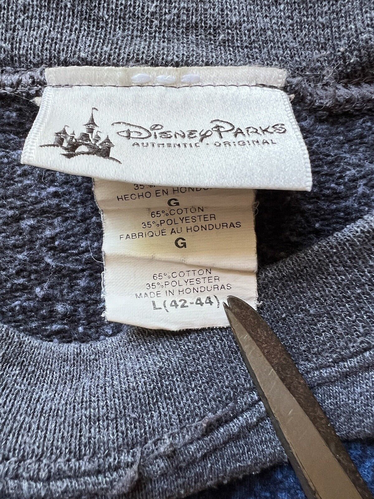 Disneyland Oswald Crewneck - Men's Large, Grey. Its Gas DCA Disney Super Service - thriftgoblin