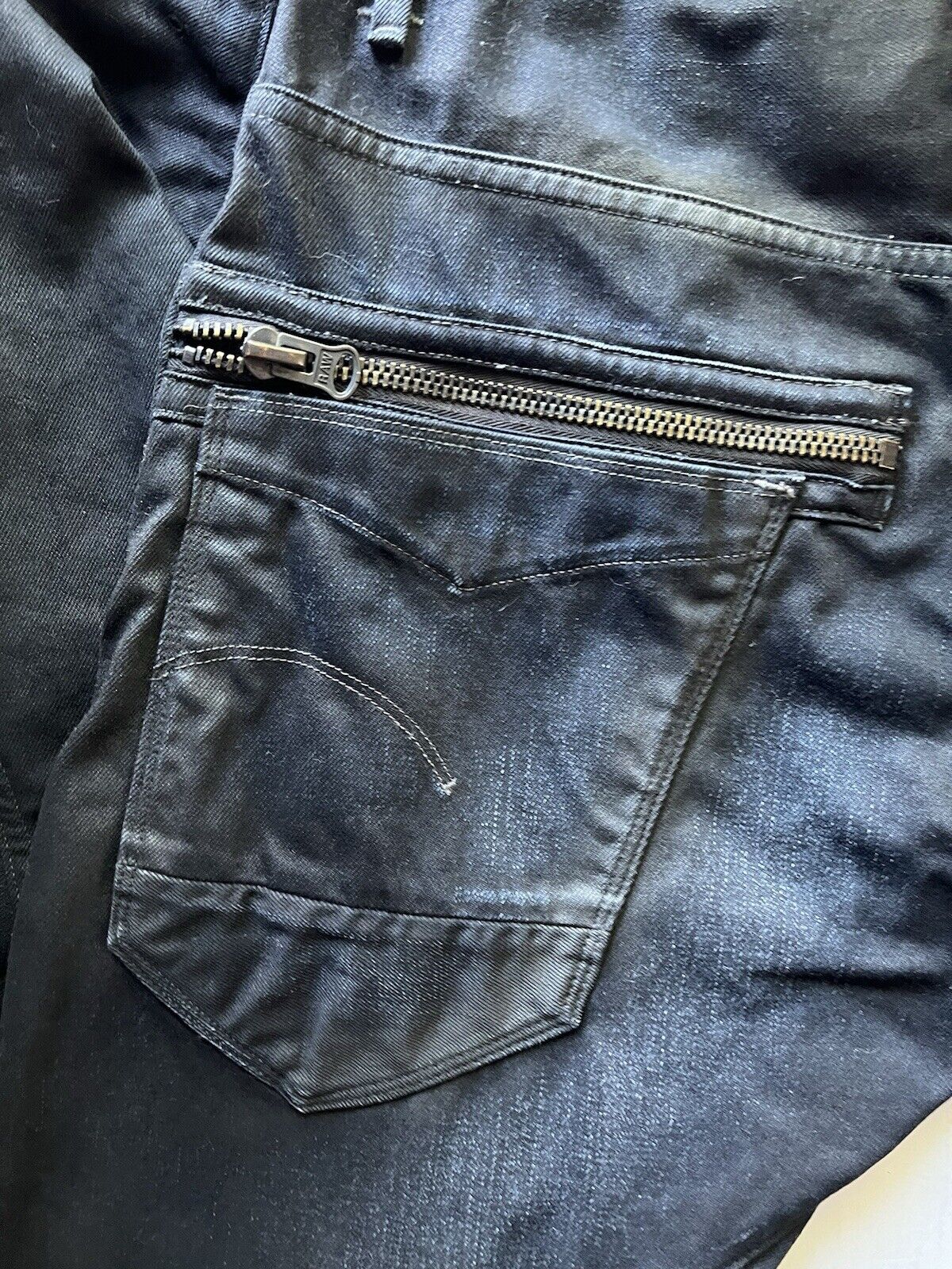 G - STAR RAW - ARC ZIP 3D Loose Tapered. Mens 32x32 Black Waxed Denim Motorcycle - thriftgoblin