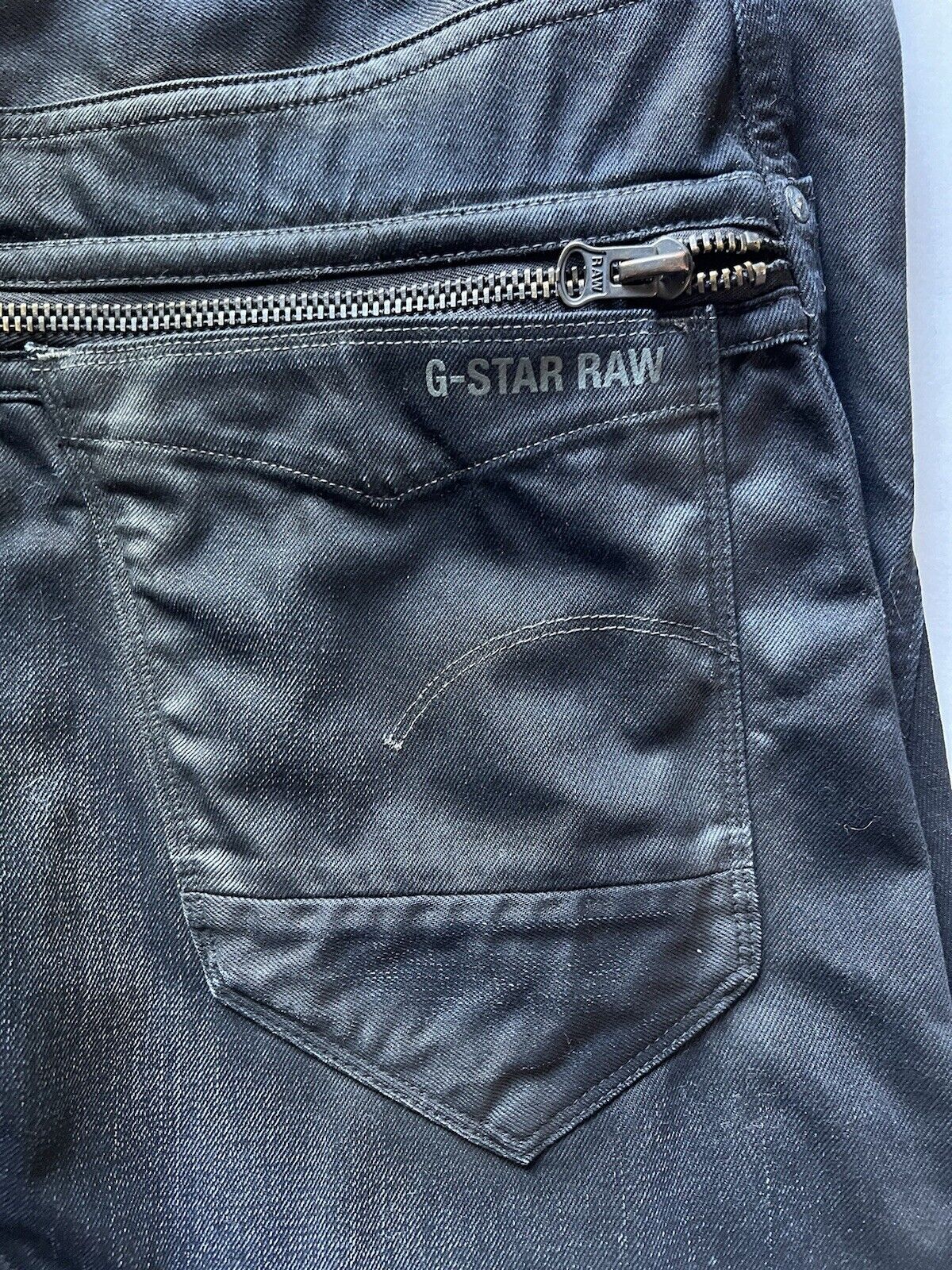 G - STAR RAW - ARC ZIP 3D Loose Tapered. Mens 32x32 Black Waxed Denim Motorcycle - thriftgoblin