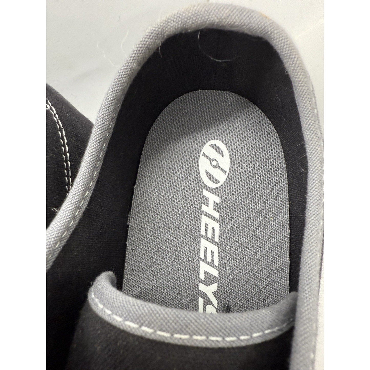 Heelys Men’s Size 11 Black Canvas Skate Shoes With Wheels HES10459 New Adult Fun - thriftgoblin