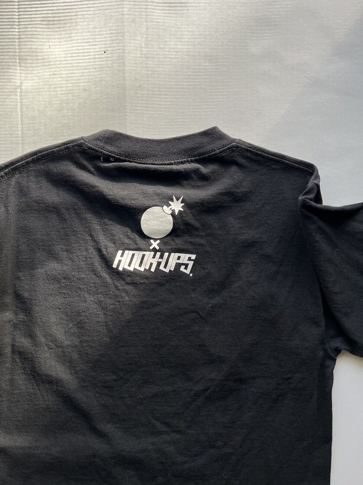 Hook Ups X The Hundreds Crewneck. Mens Size Small. Skateboard. Black Tshirt. - thriftgoblin