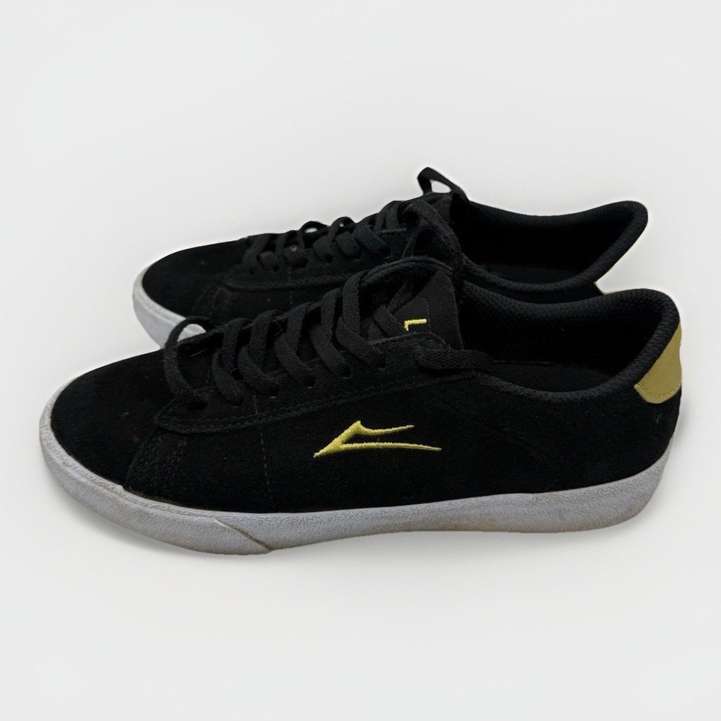 Lakai Newport Black/Gold Suede Skate Shoes – PARA - MOUNT Outsole Skateboard Ollie - thriftgoblin