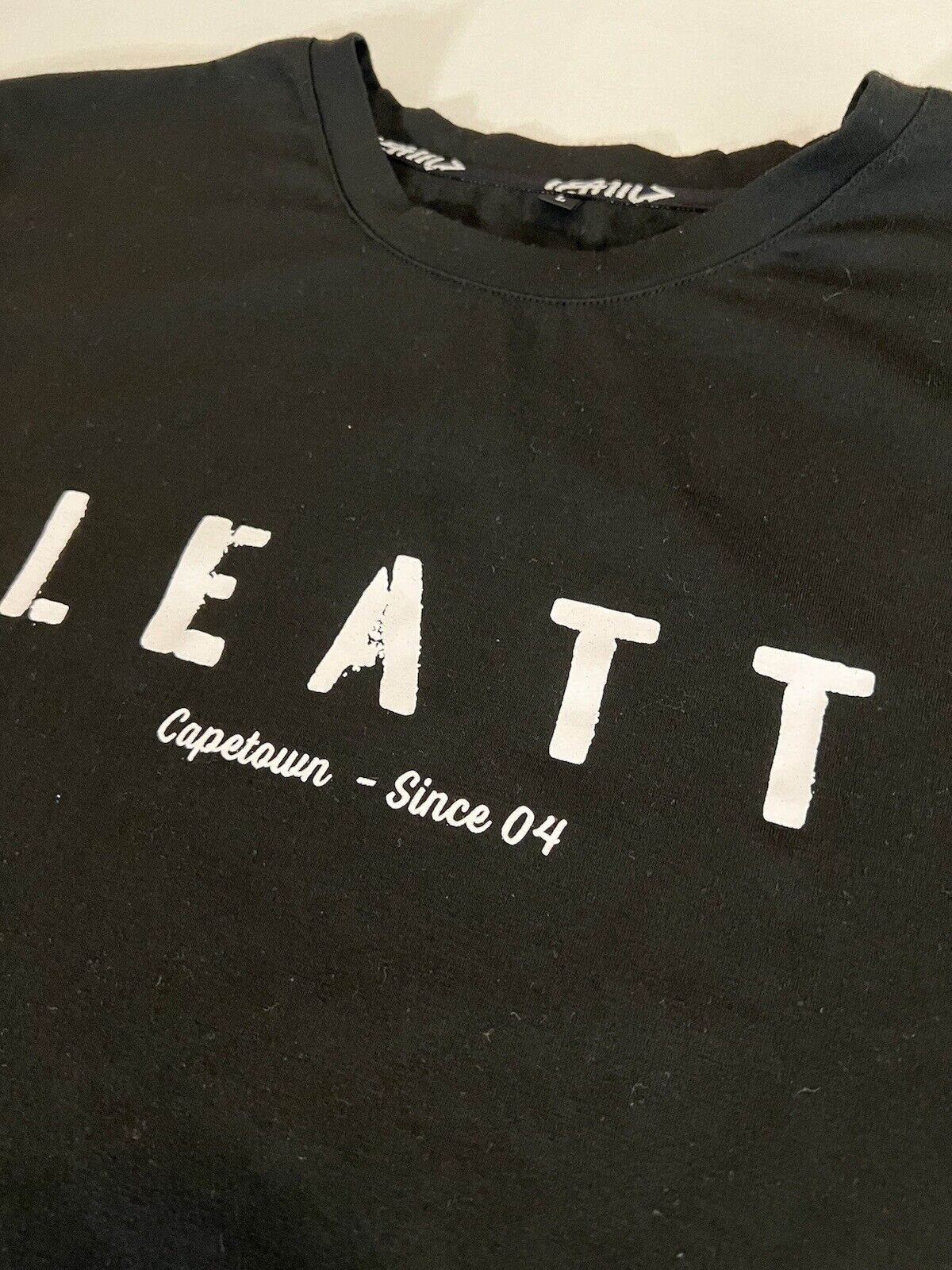 Leatt Bicycling Shirt Crewneck Tee Black Size Large - thriftgoblin