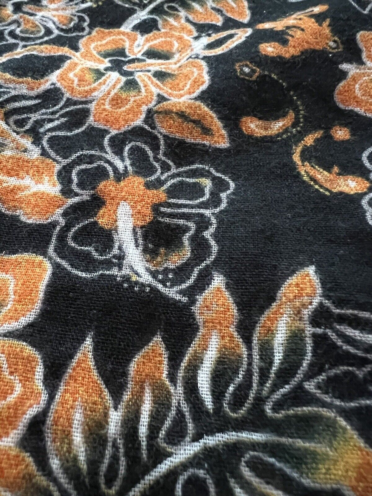 Margaritaville Orange And Black Button Up Shirt Awesome Halloween Hawaii Floral - thriftgoblin
