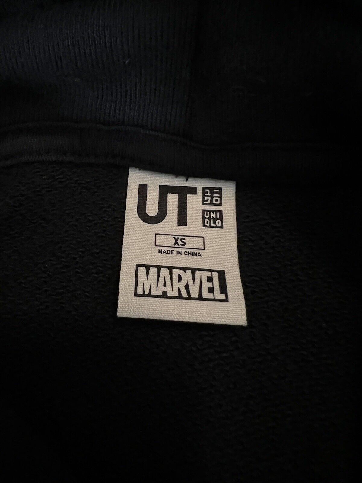 Marvel Mens Hoodie Sweater Size XS Black Uniqlo Pockets Pullover Jumper - thriftgoblin
