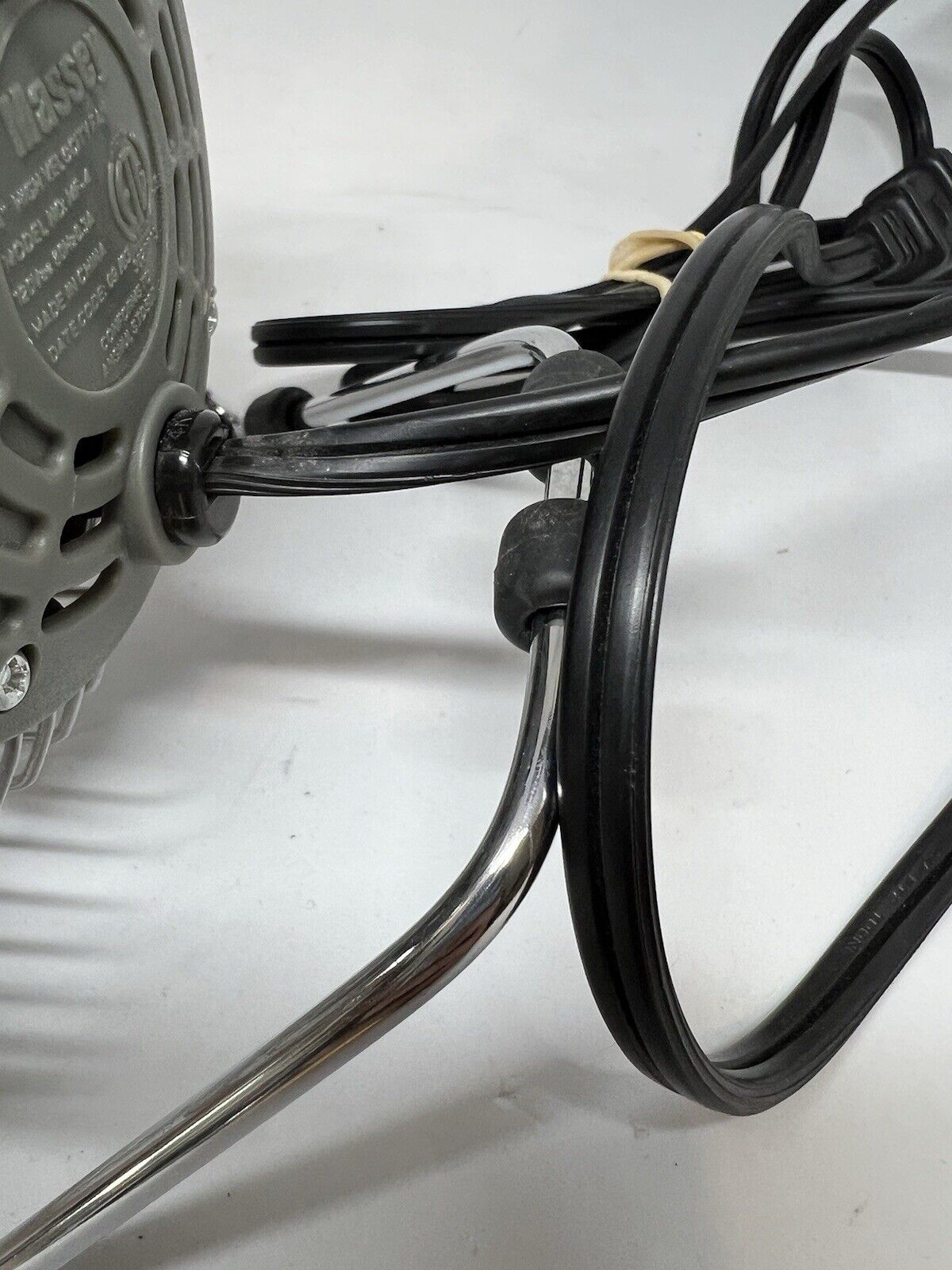 Massey 4" Small Metal Personal Fan Tilting Mini Fan Model MF4 Powerful Yet Tiny - thriftgoblin