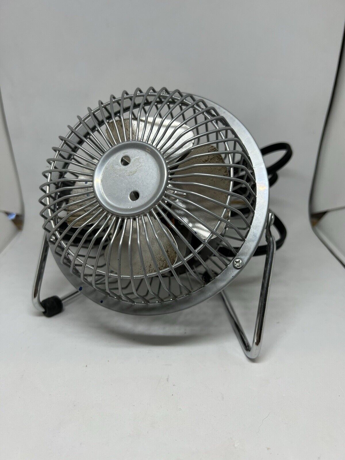Massey 4" Small Metal Personal Fan Tilting Mini Fan Model MF4 Powerful Yet Tiny - thriftgoblin