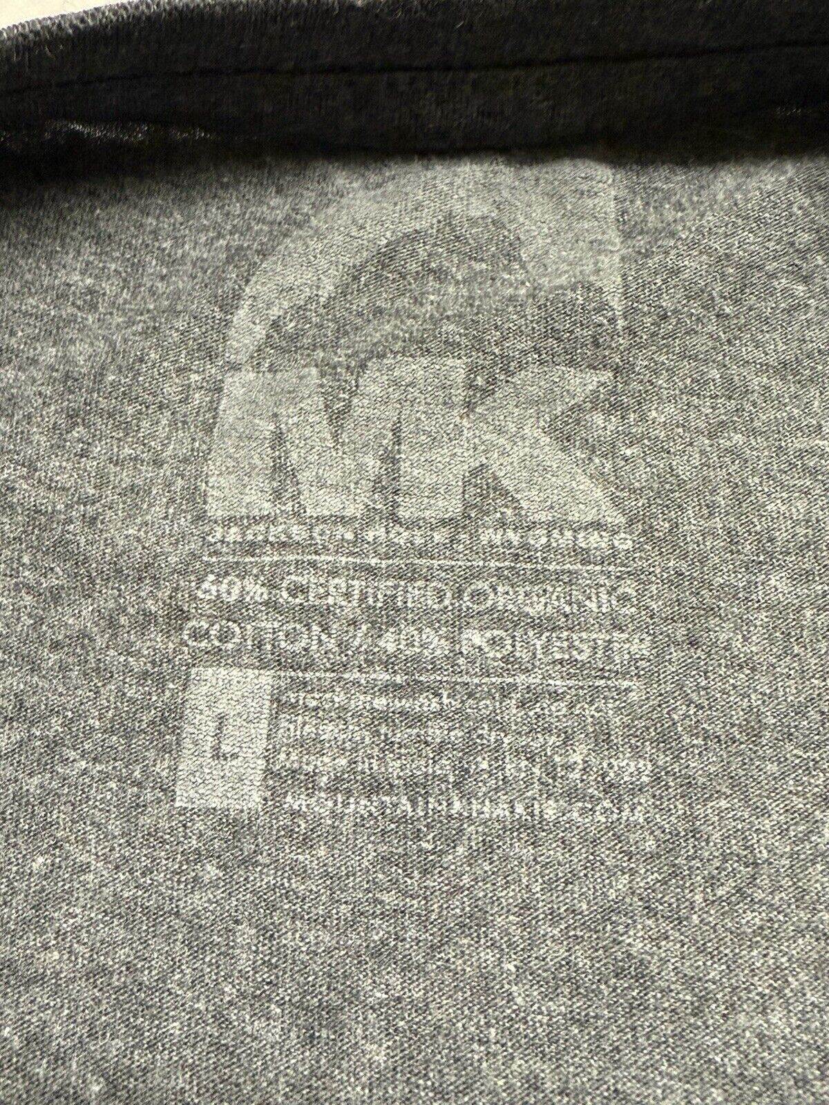 Mountain Khakis Mens Shirt Large Tee Gray Wolf Mandala Cotton Outdoor Nature Top - thriftgoblin
