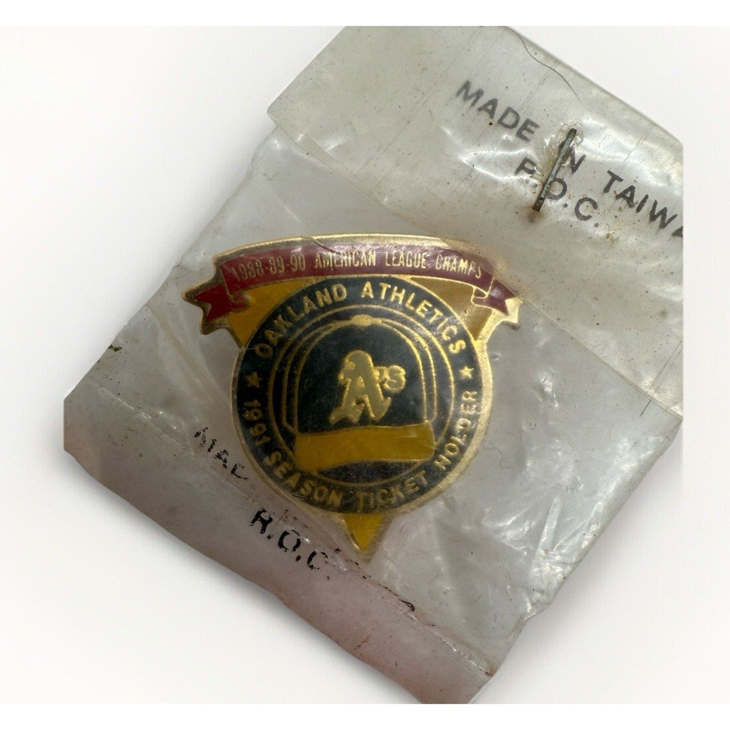 NEW 1991 Oakland A's Athletics Season Ticket Holder Pin World Series Elephant SAC - thriftgoblin