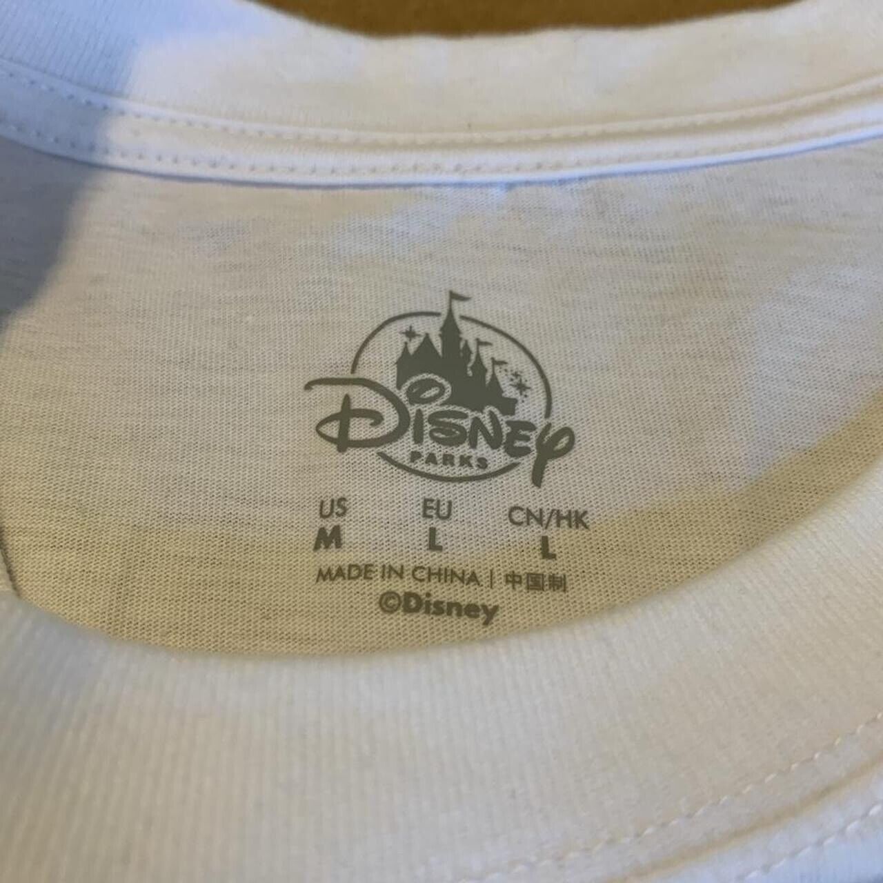 NEW Shanghai Disney Resort T-shirt Medium White Mickey Minnie Mouse Short Sleeve - thriftgoblin