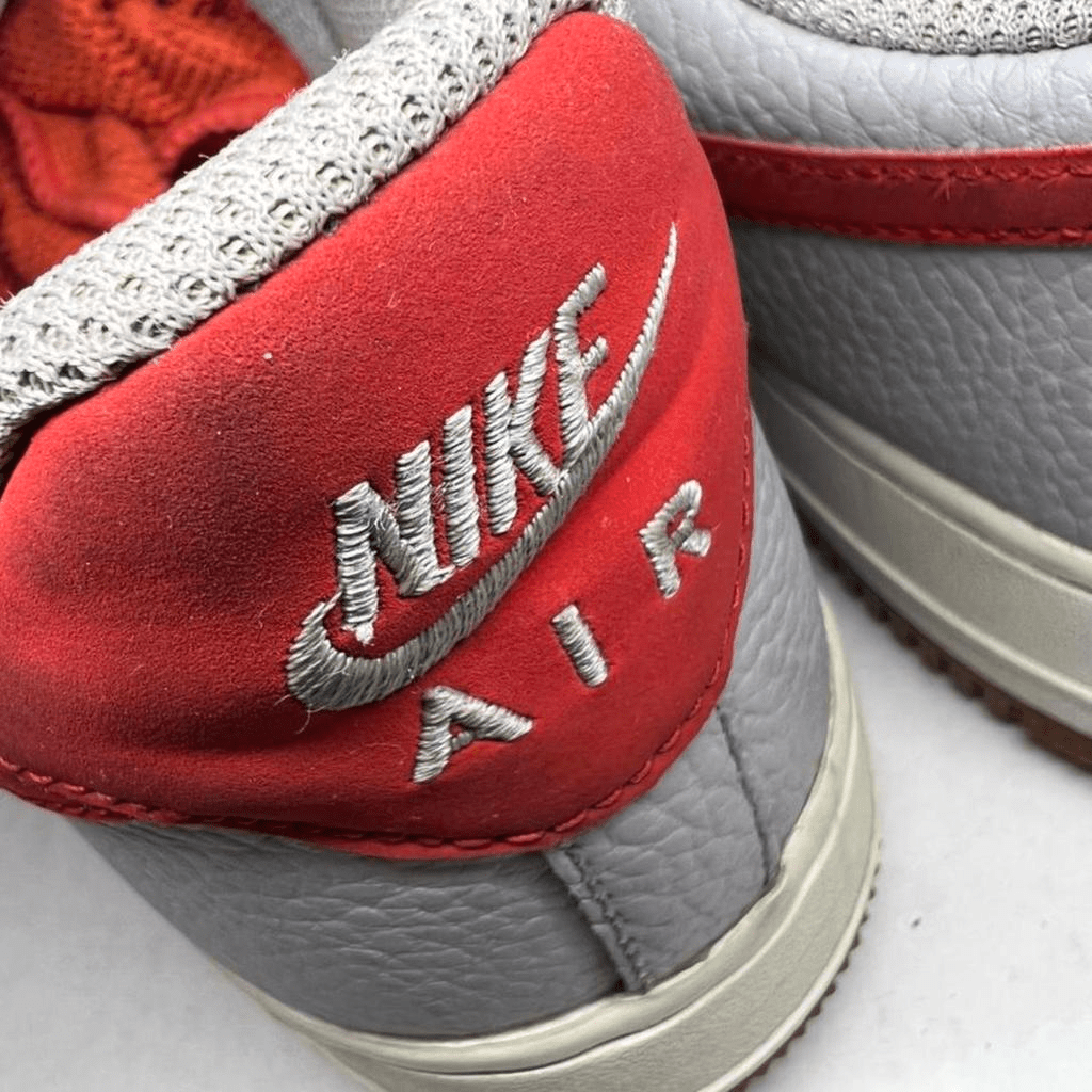Nike Air Force 1 2007 grey/university red/white - thriftgoblin