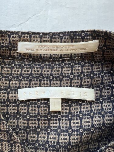 Perry Ellis 100% Silk Shirt Men’s Size L Geometric Long Sleeves Brown Collarless - thriftgoblin