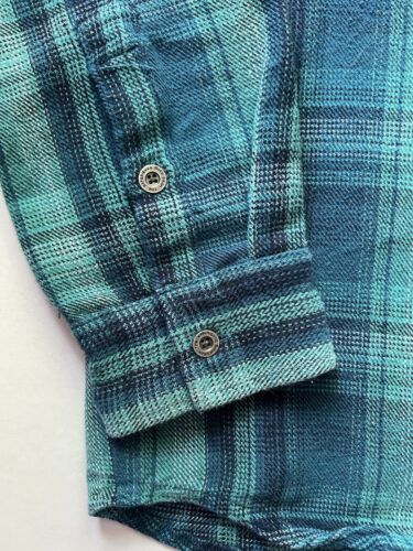 PrAna Men Shirt Large Green Blue Plaid Heavy Thick Cotton Flannel Fall Button Up - thriftgoblin