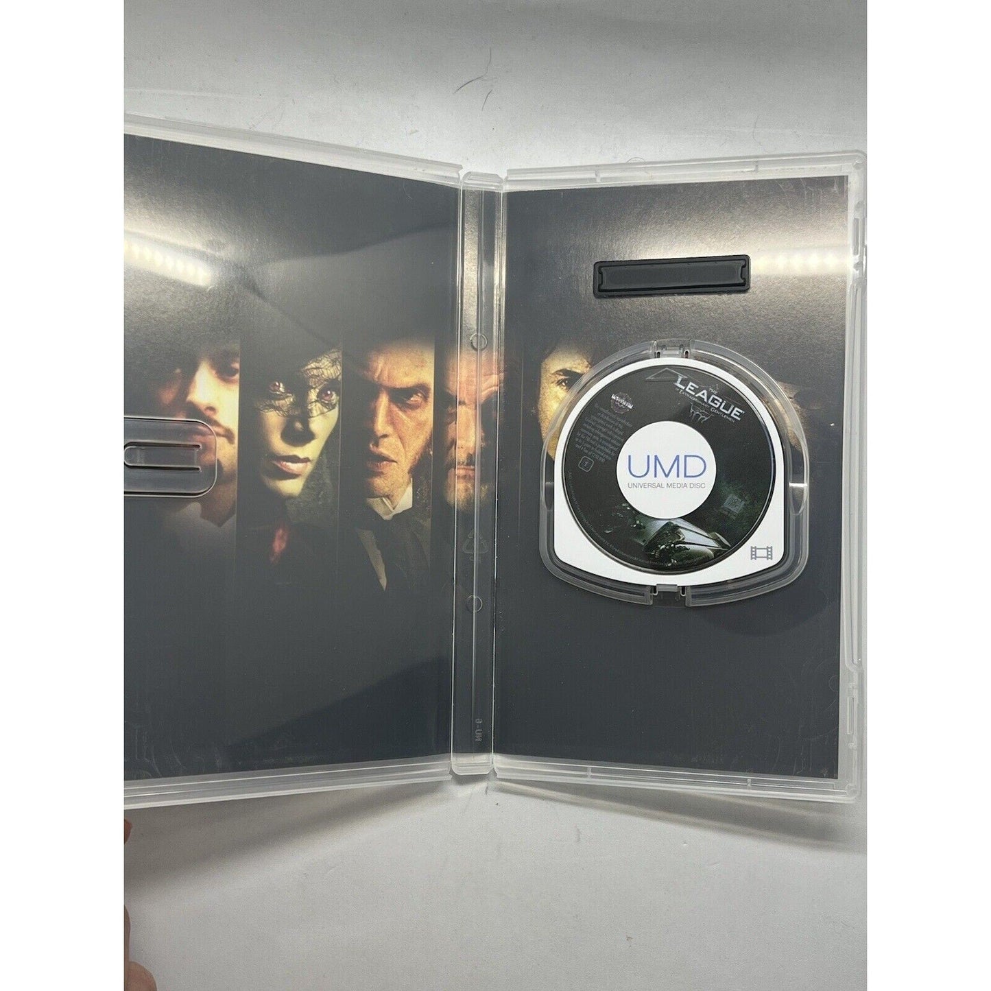 PSP The League of Extraordinary Gentlemen (UMD, 2005) Used Sony Playstation - thriftgoblin