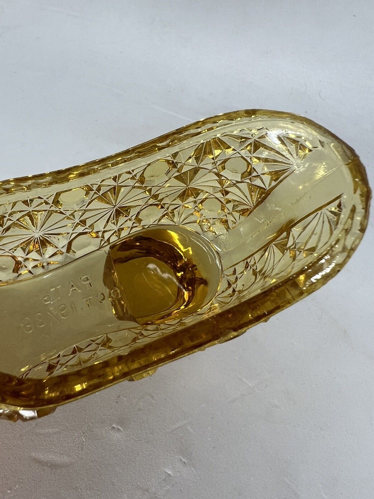 Slipper Glass Amber Daisy & Button Pat Oct.19/89, 2.5" Tall 5" Long Vintage - thriftgoblin