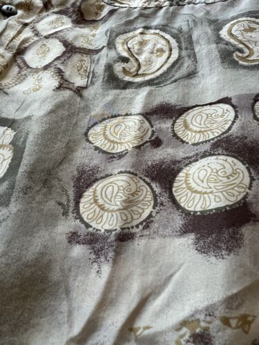 Summa Silk Paisley Bubbles Mens Silk Shirt Button Up Size Large Beige Light Thin - thriftgoblin