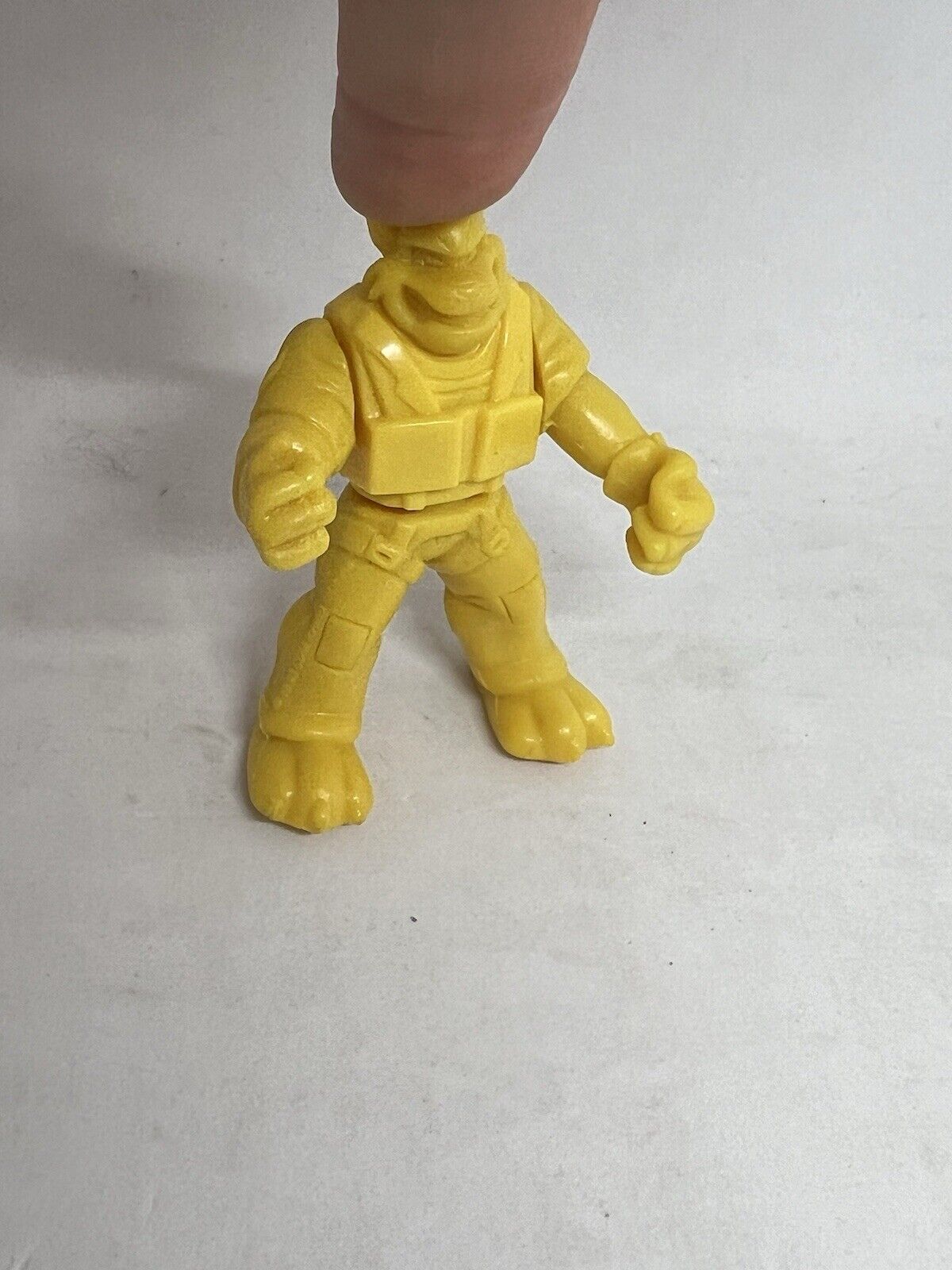 SWAT KATS 1996 Sock ‘Em 2.5" Action Figure Carl's Jr Remco Hanna Barbera Cartoon - thriftgoblin