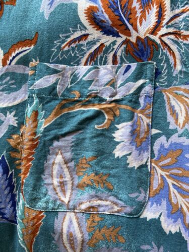 Tasso Elba Medium Silk & Rayon Blend Abstract Floral Short Sleeve Button Up Mens - thriftgoblin