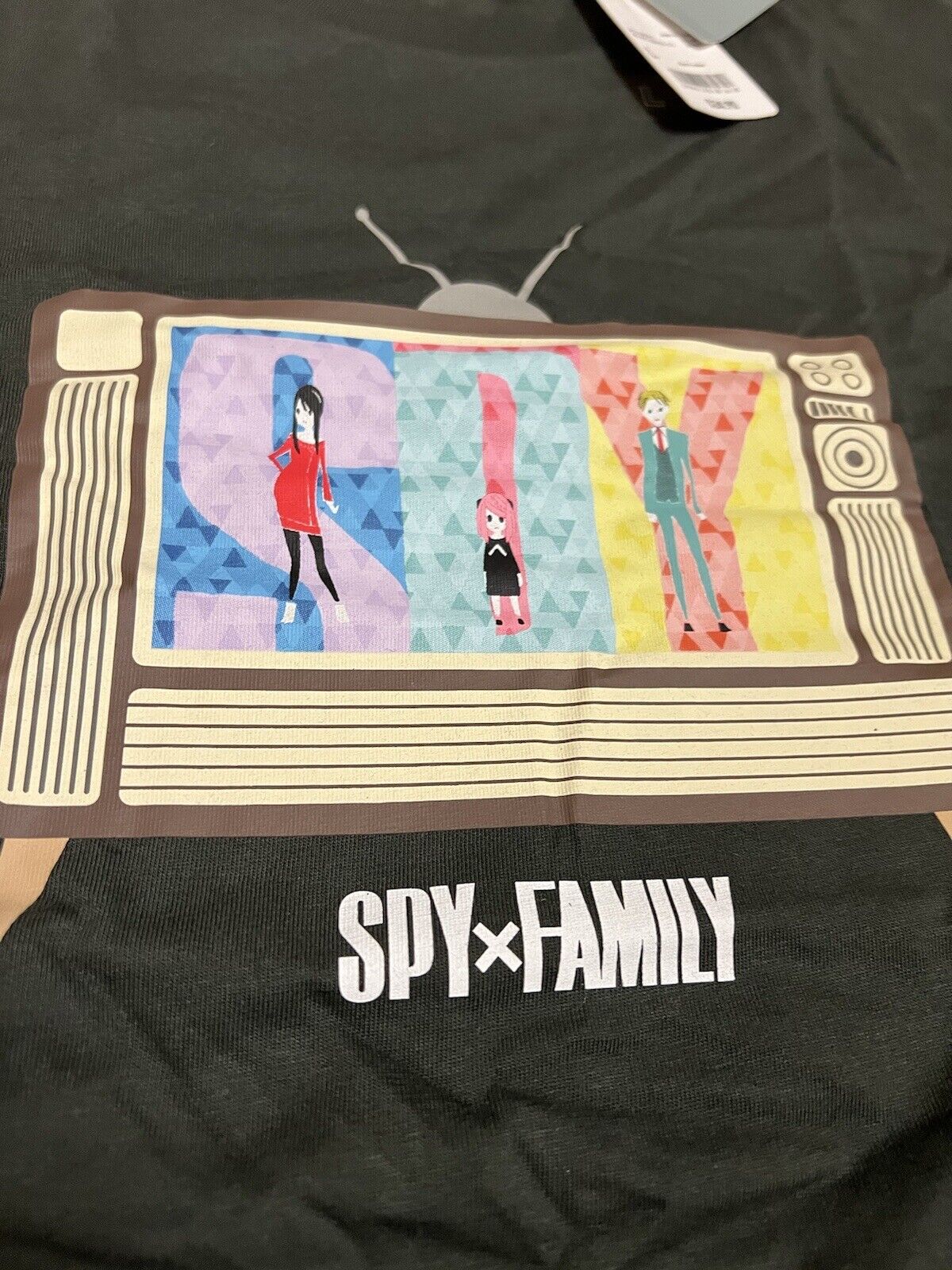 Uniqlo SPY x FAMILY UT Short - Sleeve Graphic T-Shirt DARK GRAY, Size L $24.90 Yor - thriftgoblin