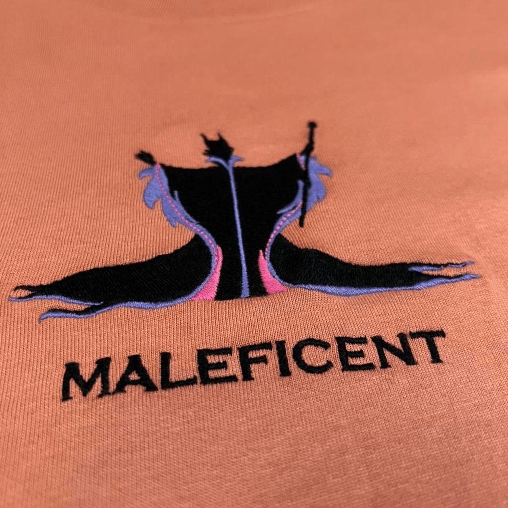 Uniqlo X Disney Maleficent Short sleeve crewneck oversized womens UT - thriftgoblin