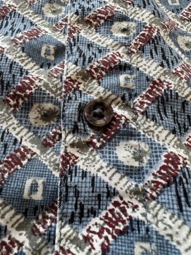 Vintage Chiamare SILK Shirt Mens Medium Blue Diamond Geometric SHORT SLEEVE Thin - thriftgoblin