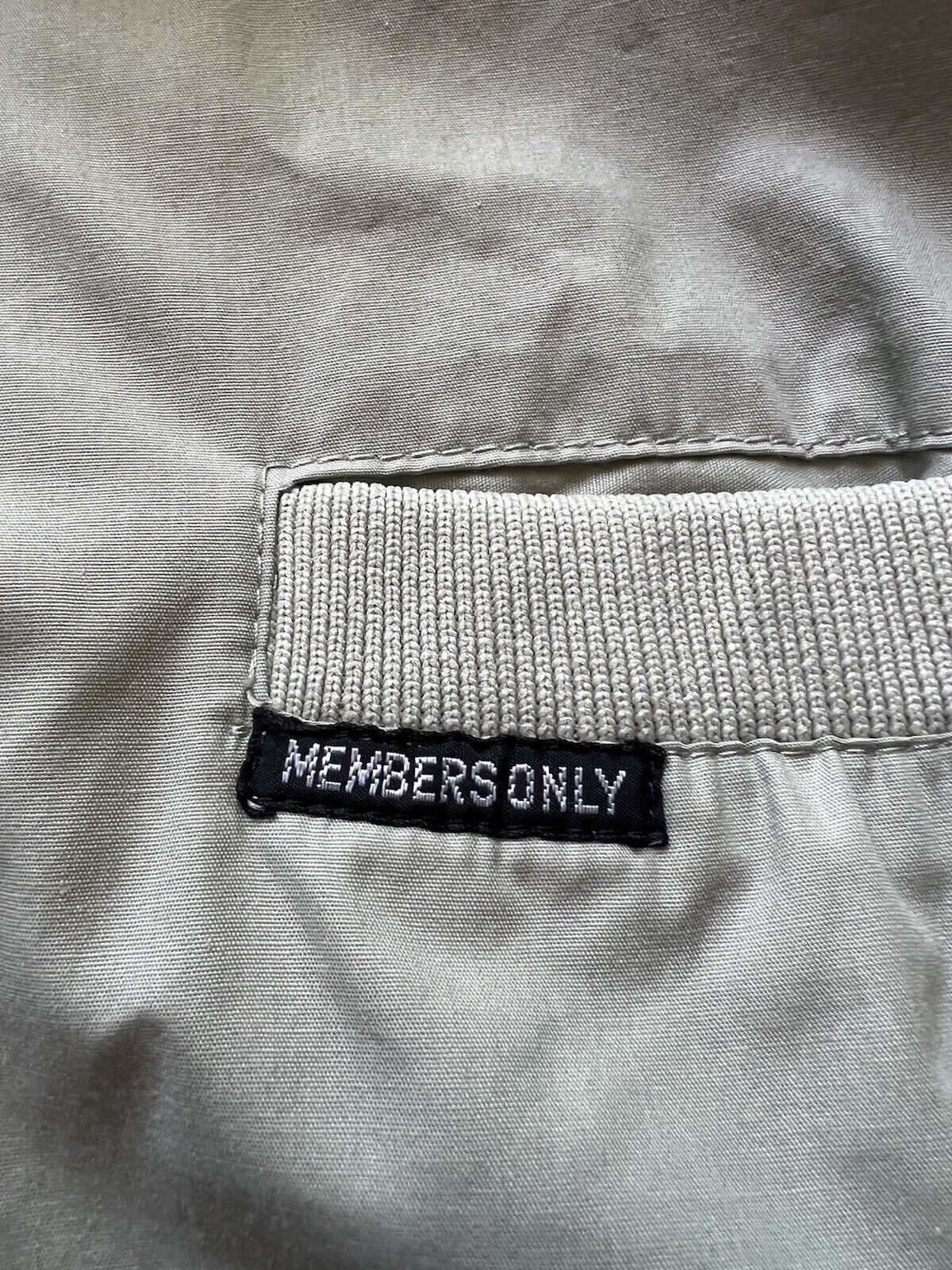 Vintage Members Only Beige Full Zip Polyester Blend Jacket Adult Size XL - thriftgoblin