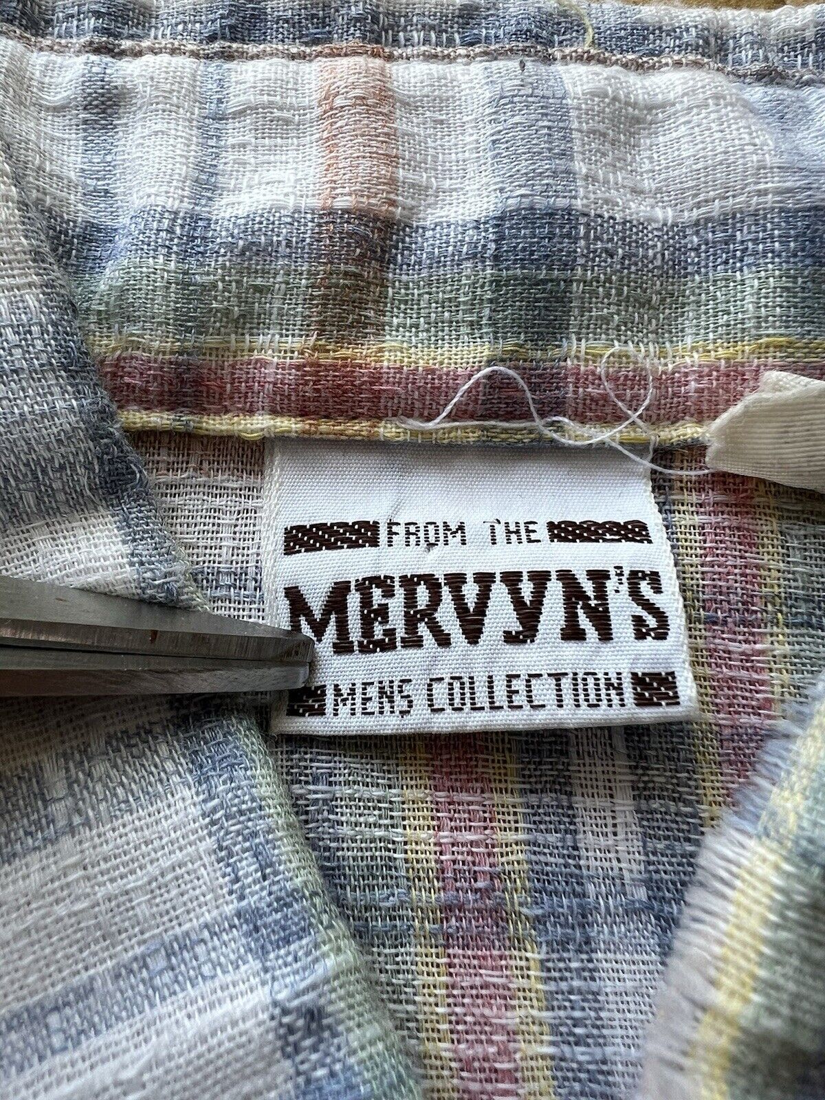 Vintage Meryvn’s Mens Collection Flannel White Thin Polyester Brown Letter 1970 - thriftgoblin