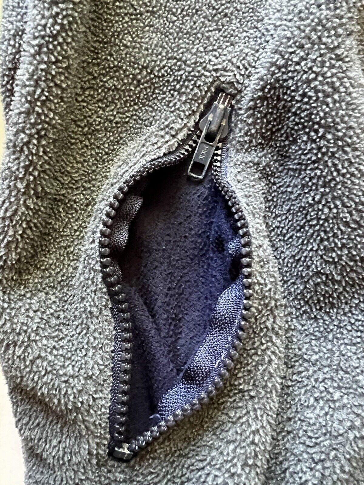 VINTAGE Patagonia Jacket Womens XL Grey Fleece Sweater Full Zip USA - thriftgoblin