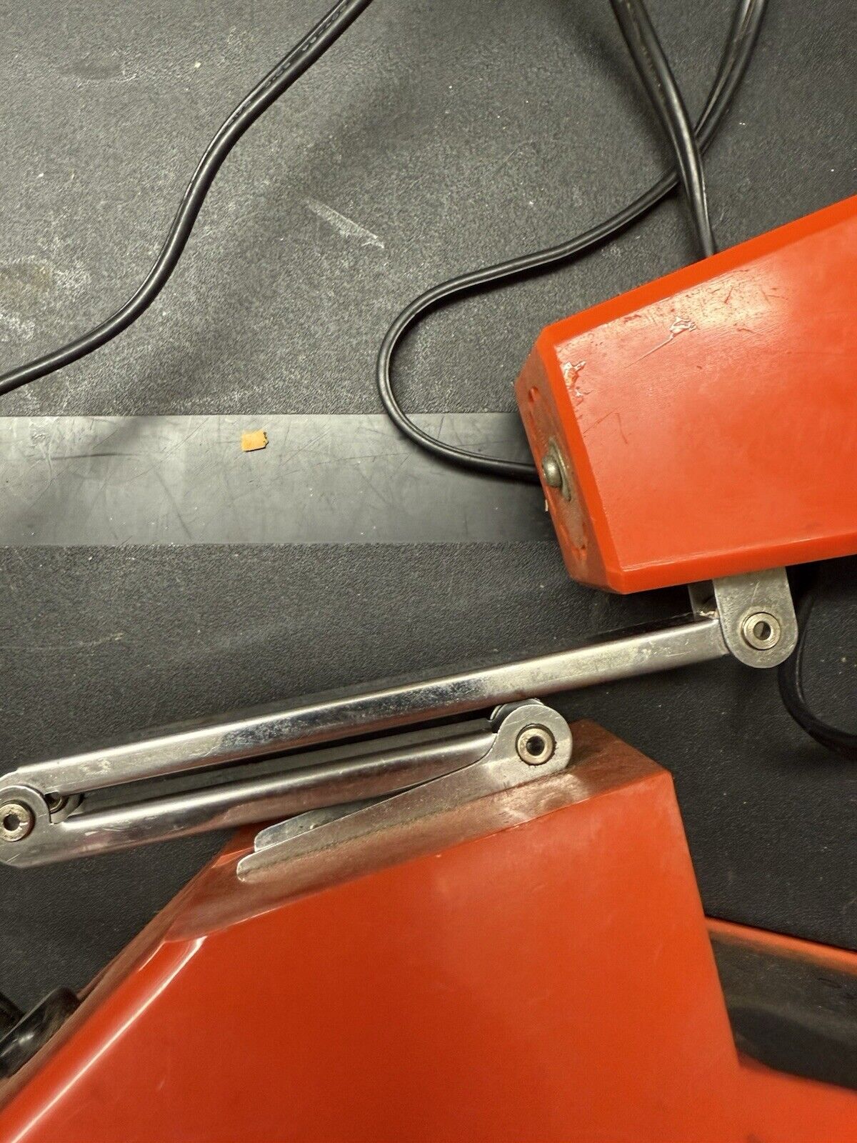 Vintage Windsor RARE High Intensity Folding Adjustable Pyramid Lamp L 10 Orange - thriftgoblin
