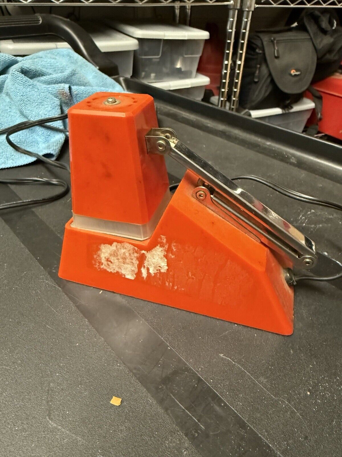 Vintage Windsor RARE High Intensity Folding Adjustable Pyramid Lamp L 10 Orange - thriftgoblin