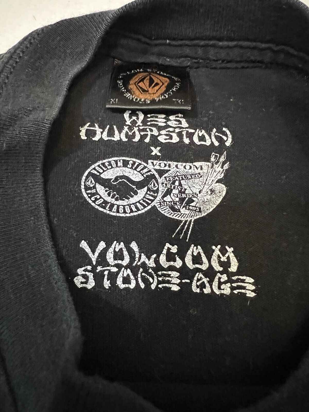 Volcom Wes Humpston Bulldog Art Mens Black Tshirt Graphic Stone - Age XL - thriftgoblin