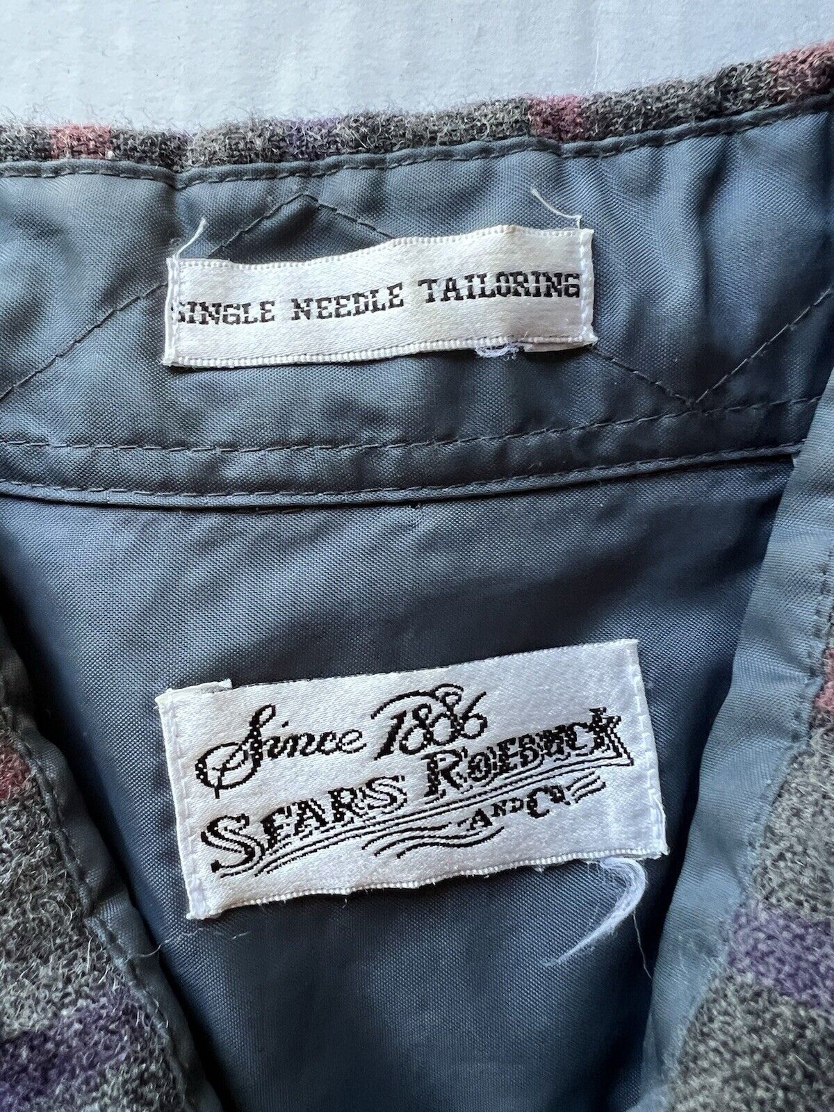 VTG Sears Roebuck Co. Single Needle Tailoring Plaid Gray Flannel Shirt Large - thriftgoblin