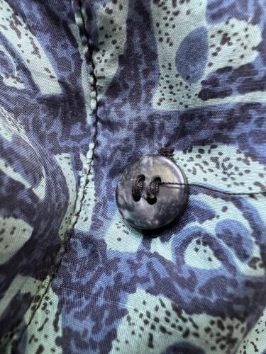 VTG Summa Silk Blue Gray Geometric Short Sleeve Button Down Shirt - Medium Mens - thriftgoblin