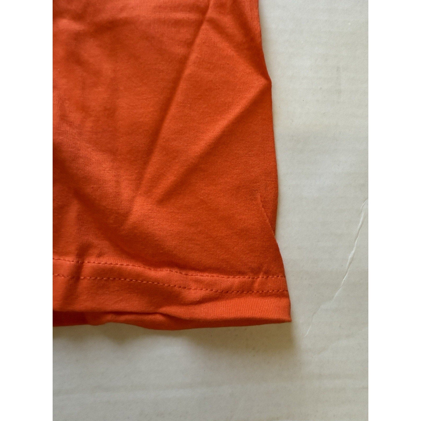 2005 DC Arkham Asylum Inmate T-Shirt XL Orange Graphitti Hanes Batman Joker Y2K - thriftgoblin