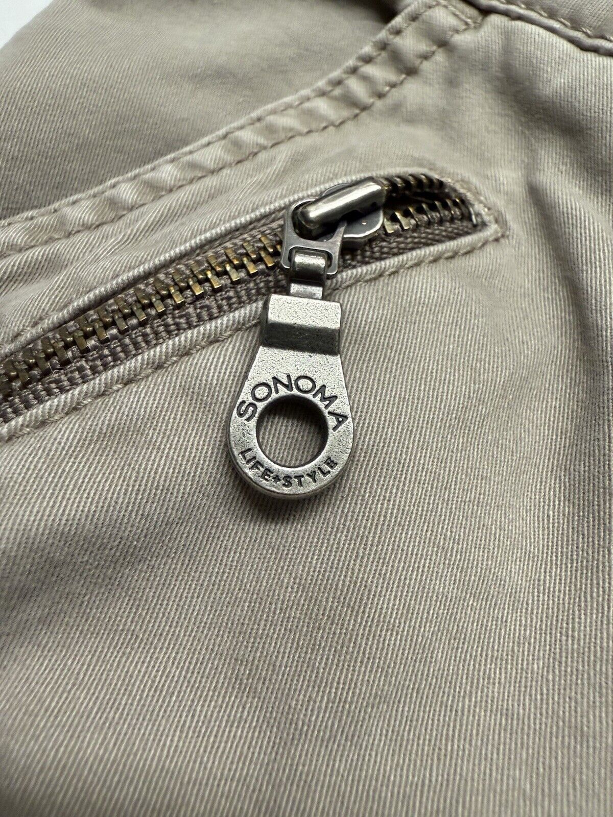 Sonoma Cargo Pant Slim Straight Womens 2 Tan Khaki Comfy Buttons Zipper Pockets
