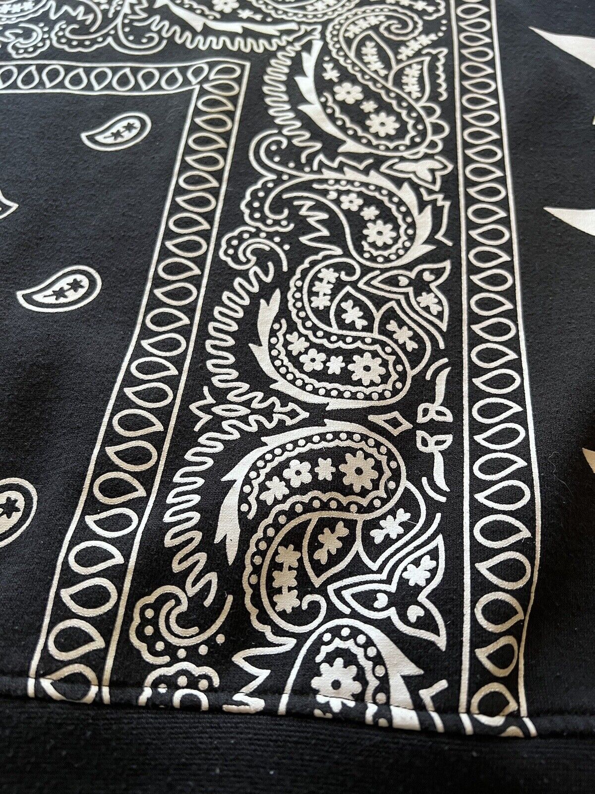 Last Kings Black Men’s Size Large Paisley Stars CrewNeck Black Sweatshirt Street